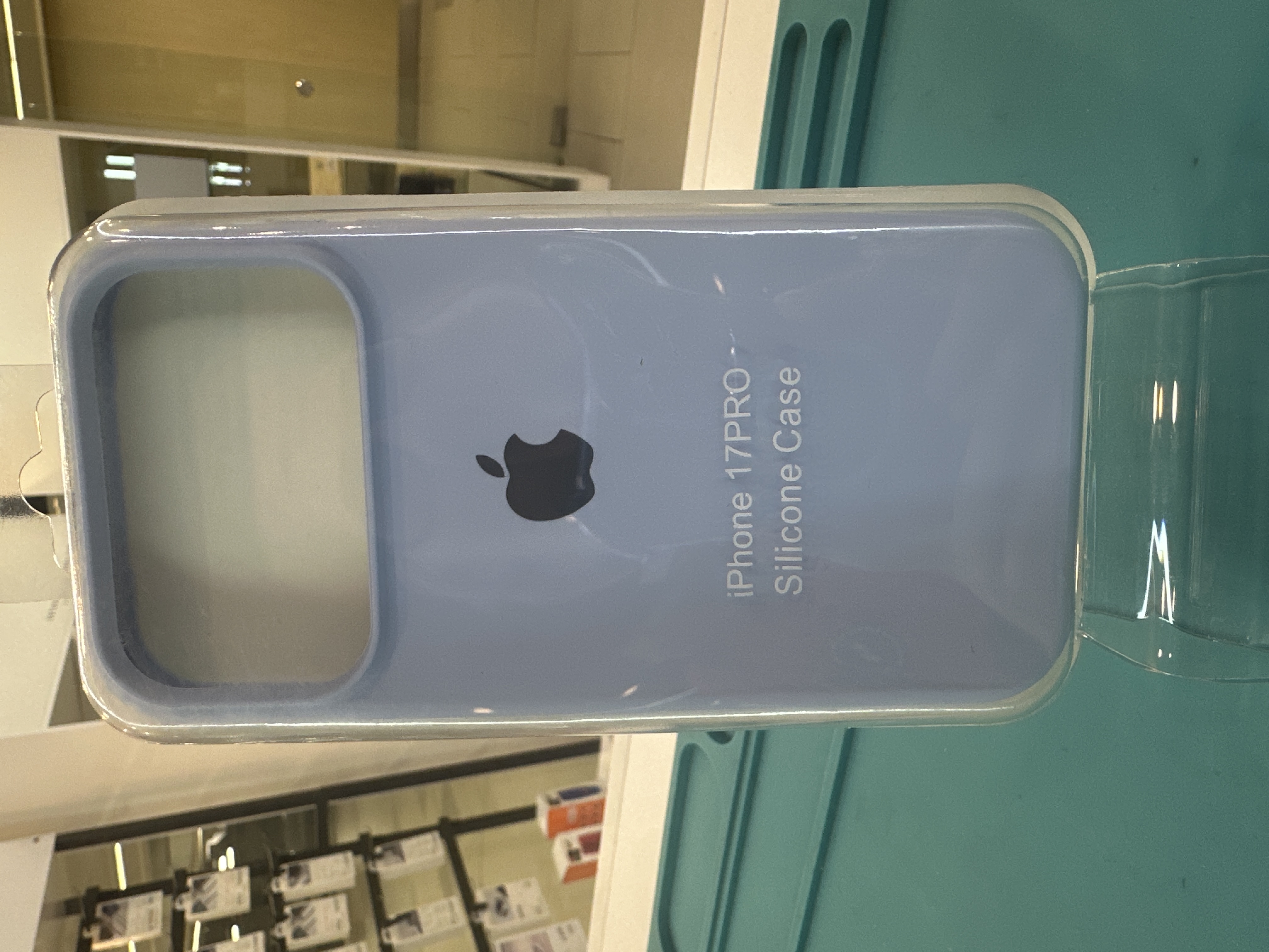 CASE IP 17 PRO CERRADO Nº 5 CELESTE