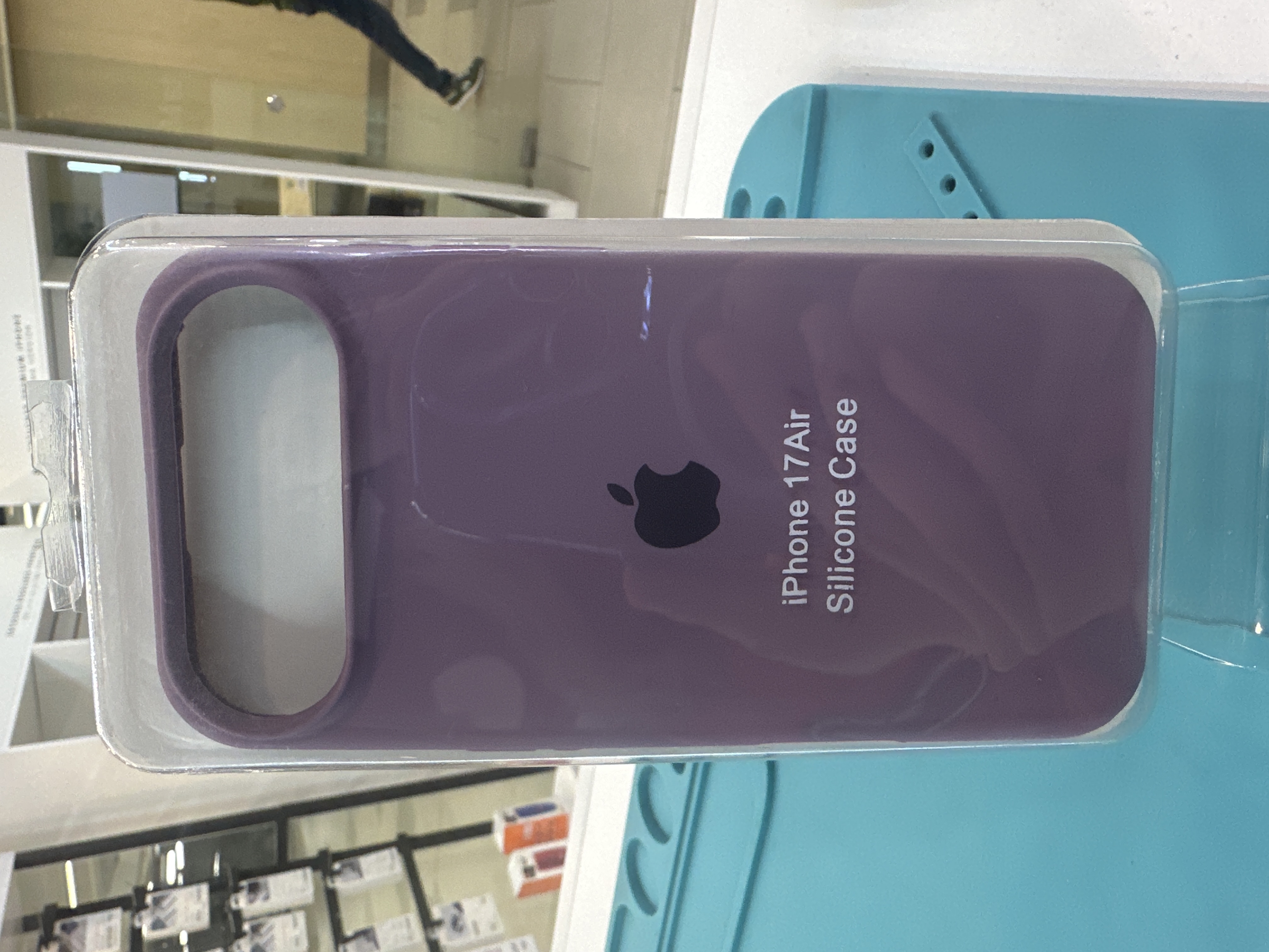 CASE IP 17 AIR CERRADO Nº 68 UVA