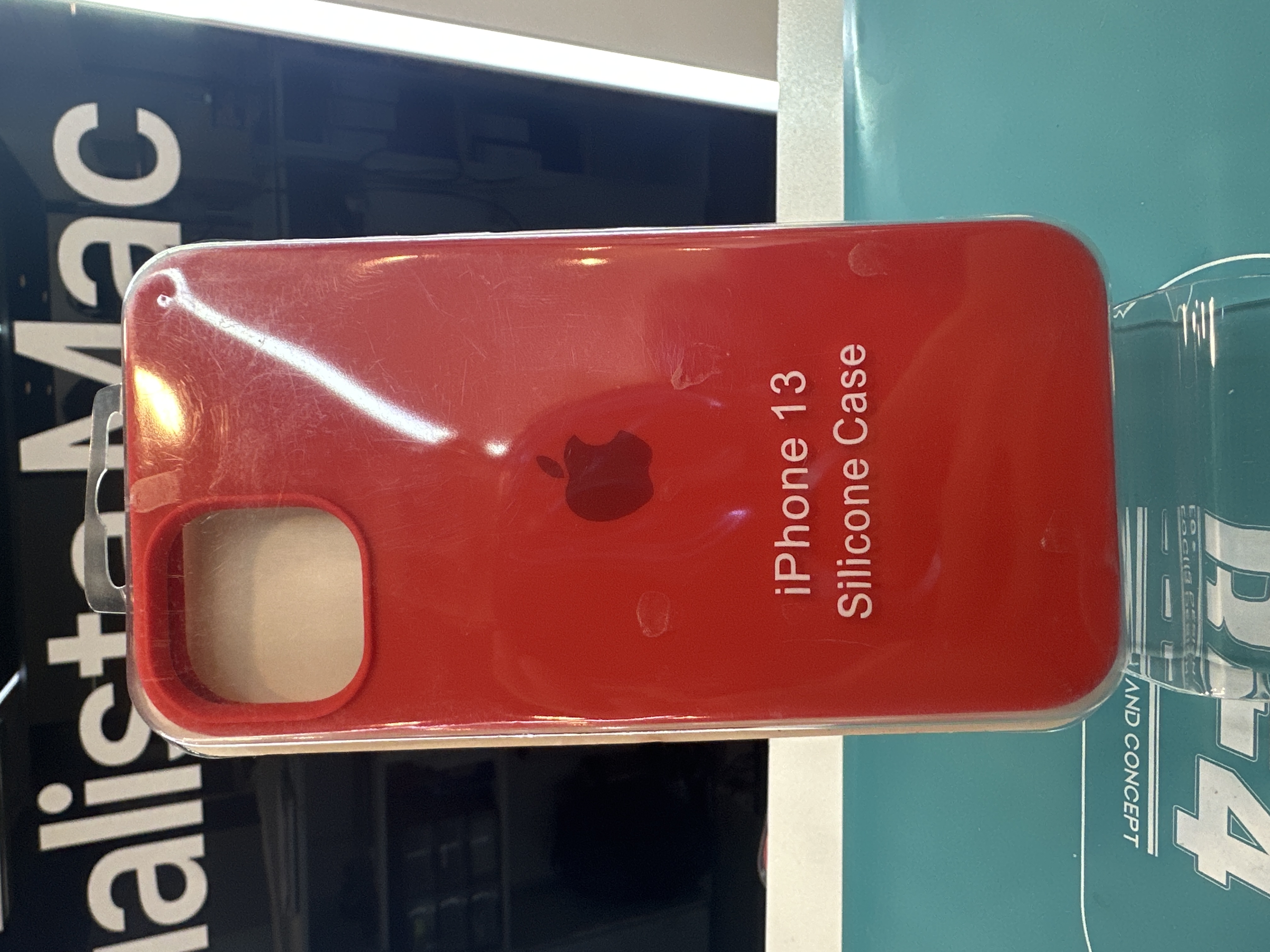 CASE IP 13 Nº 14 ROJO