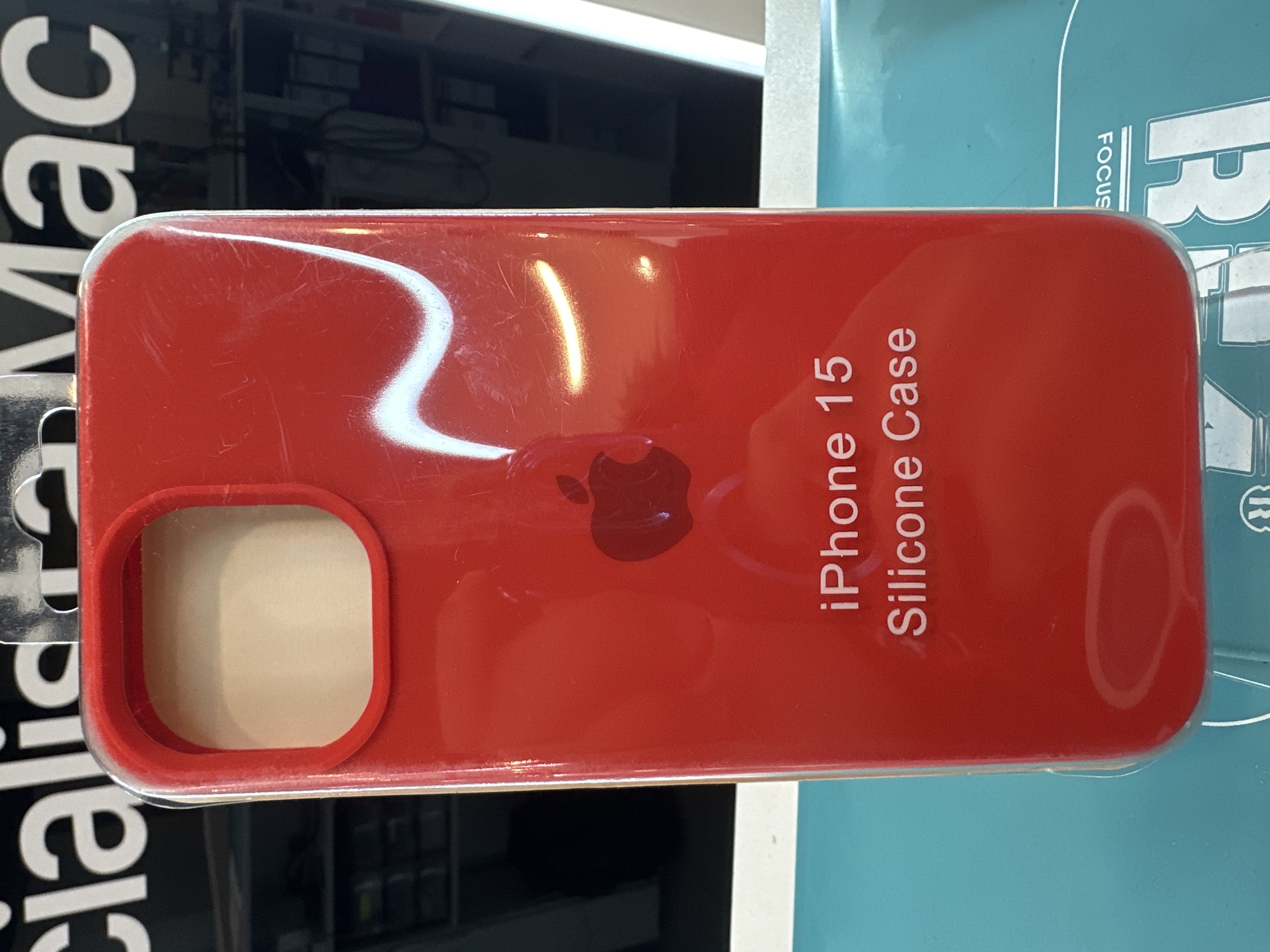CASE IP 15 Nº 14 ROJO