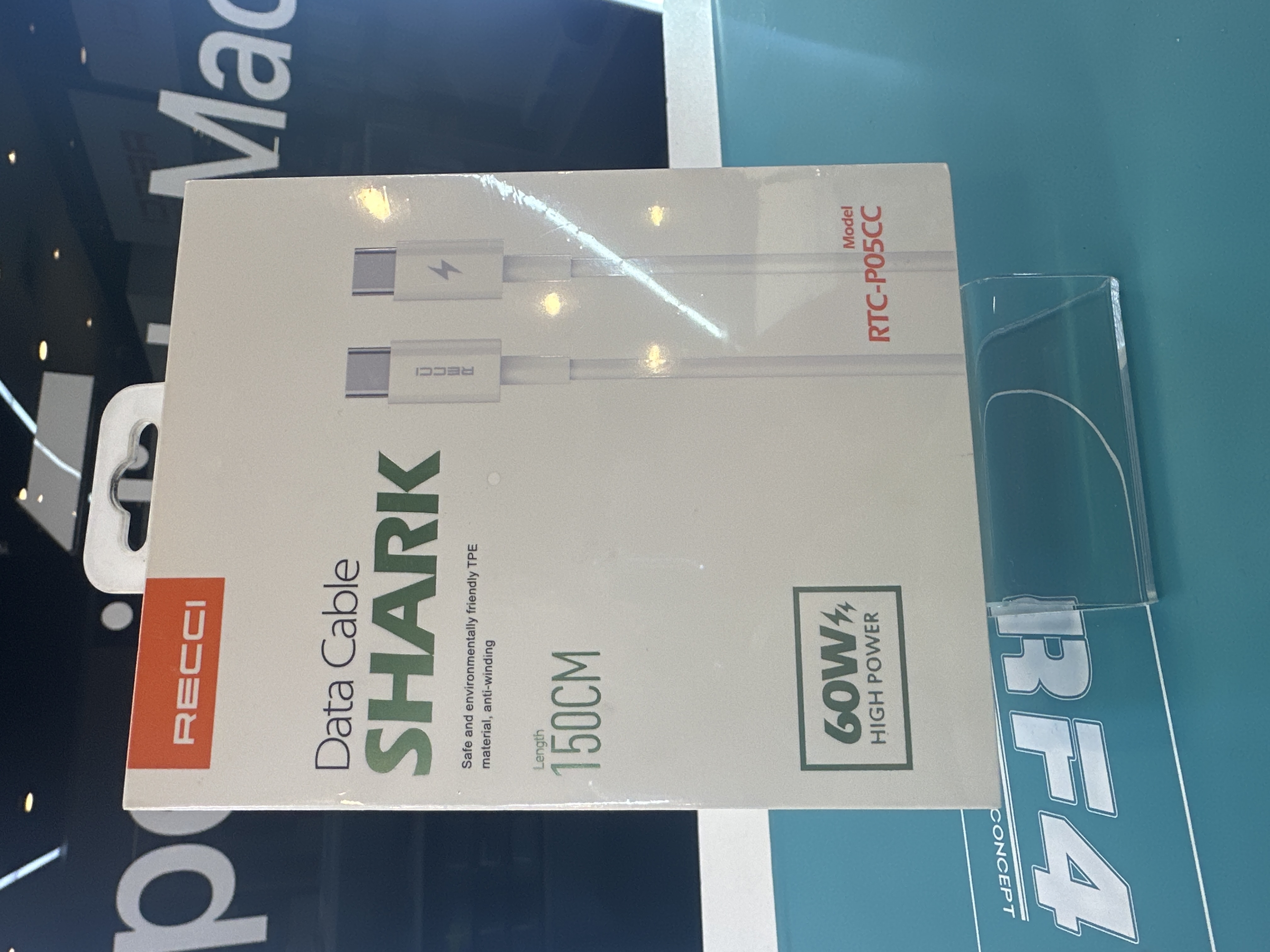 RECCI SHARK 60W TYPE-C-TO TYPE-C FAST CABLE 1.5 M WHITE