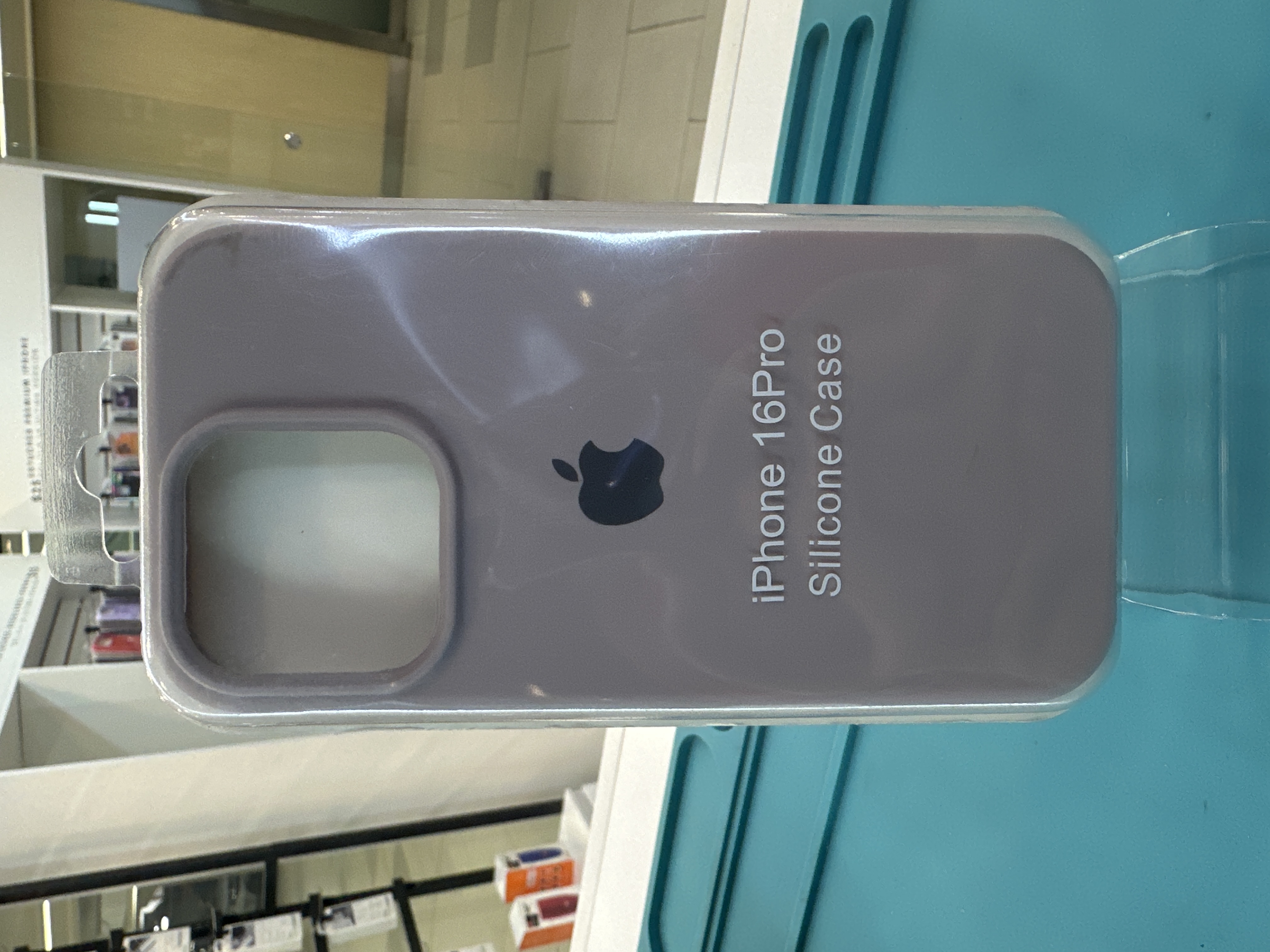 CASE IP 16 PRO CERRADO Nº 7 LAVANDA