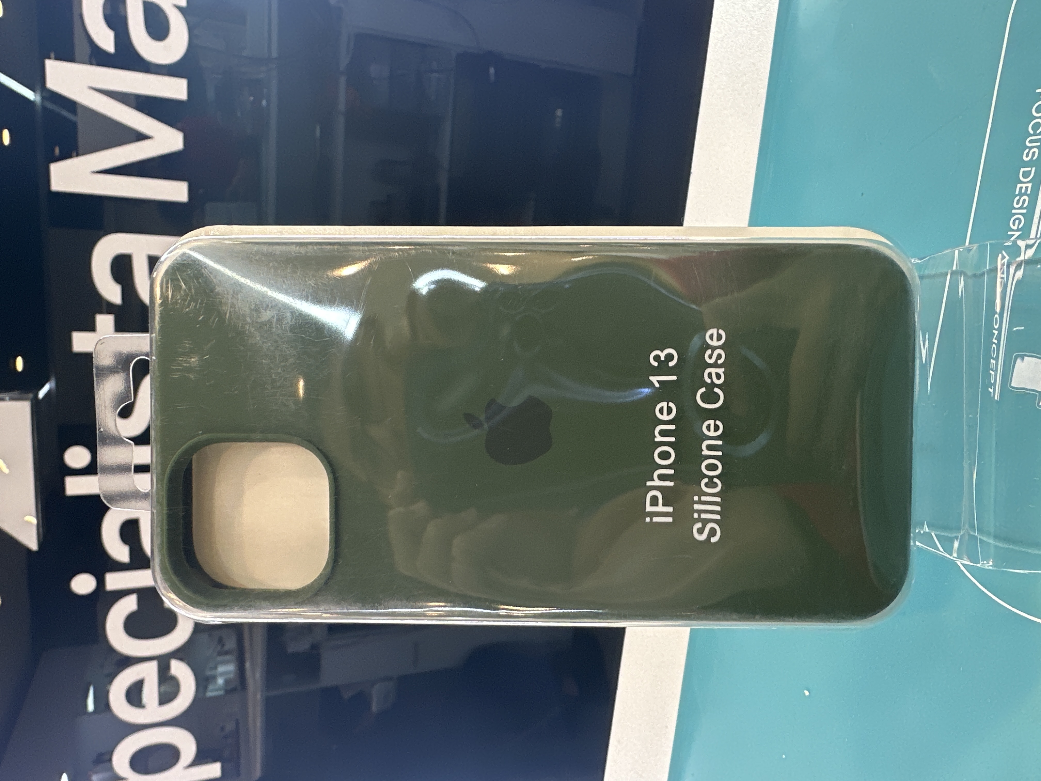CASE IP 13 Nº 52 VERDE MILITAR