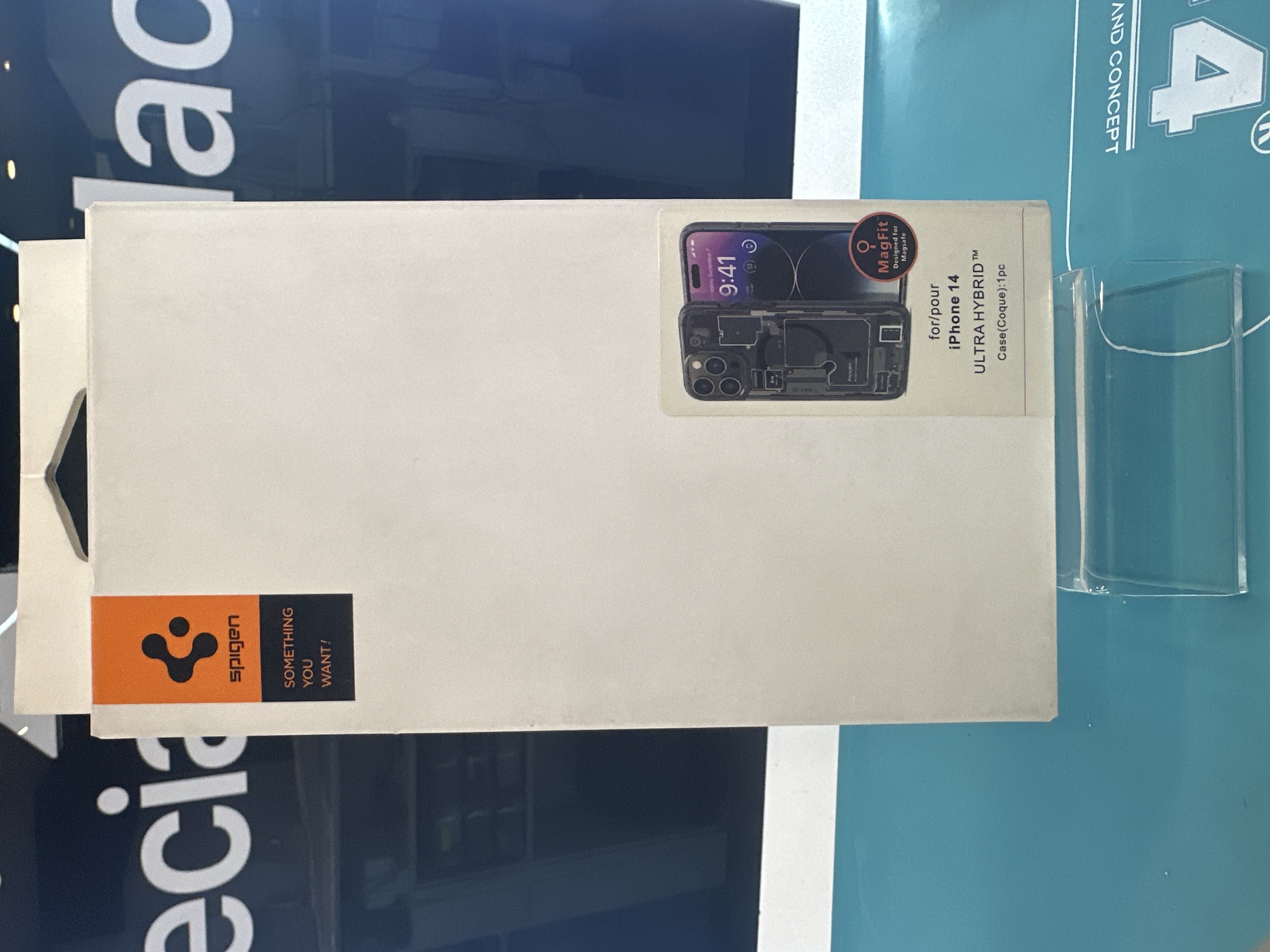 Estuche iPhone 13 Premium