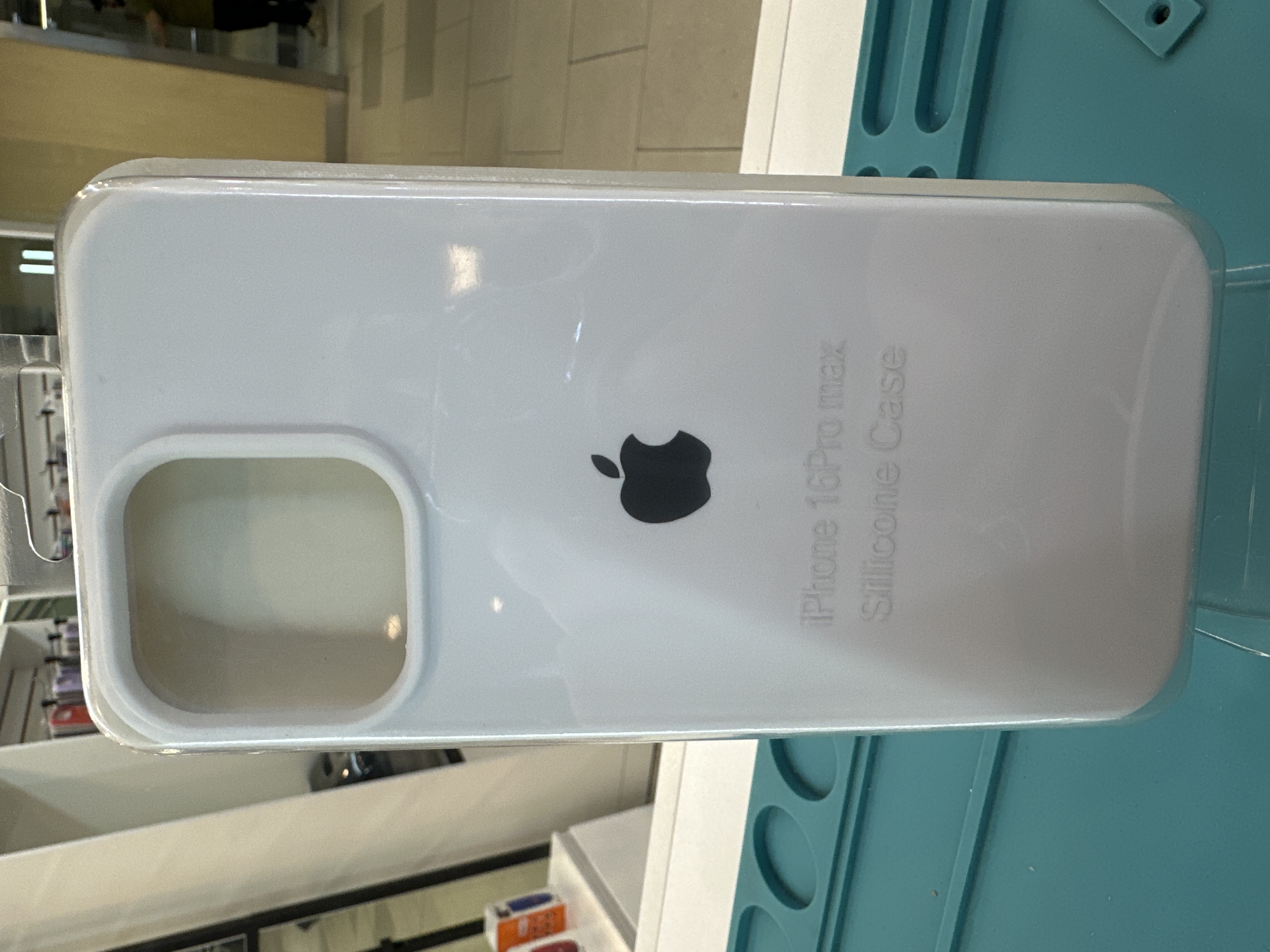 CASE IP 16 PRO MAX CERRADO Nº 10 BLANCO