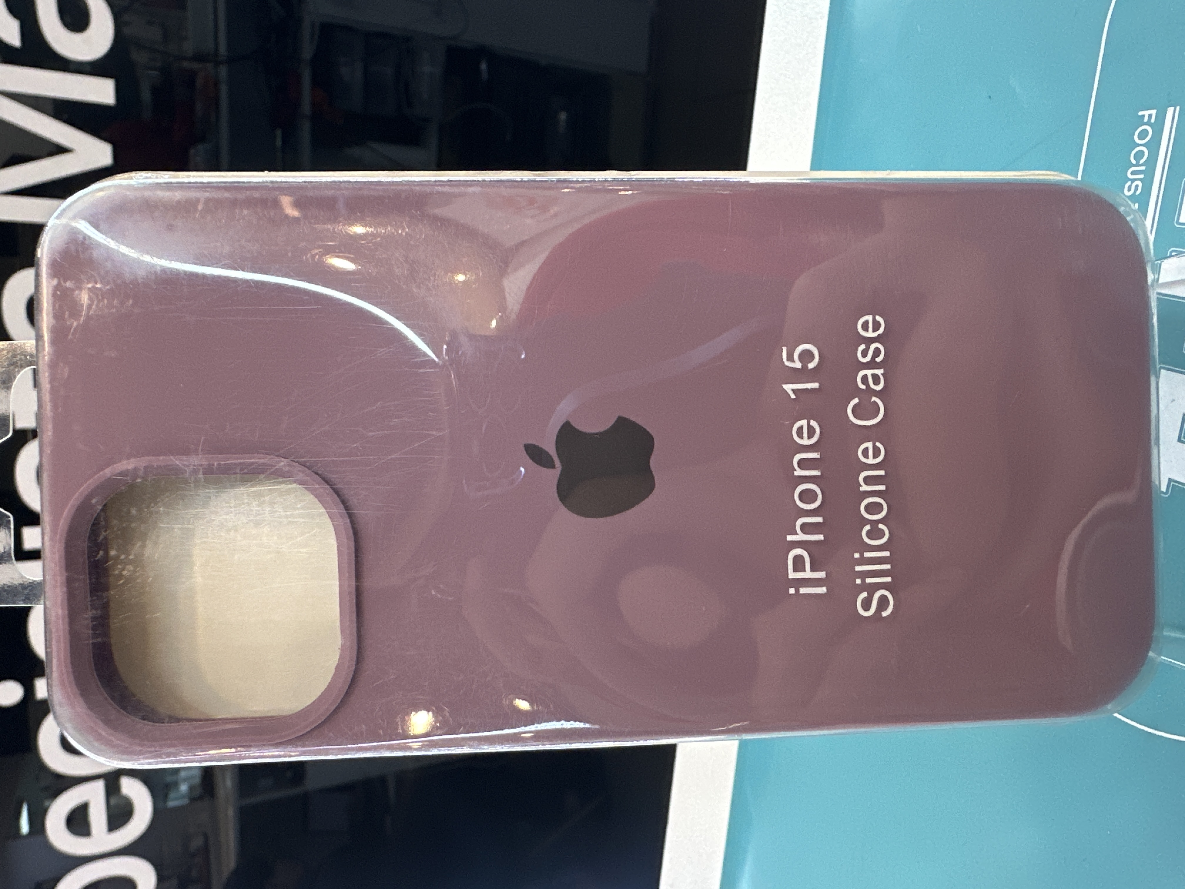 CASE IP 15 Nº 68 UVA