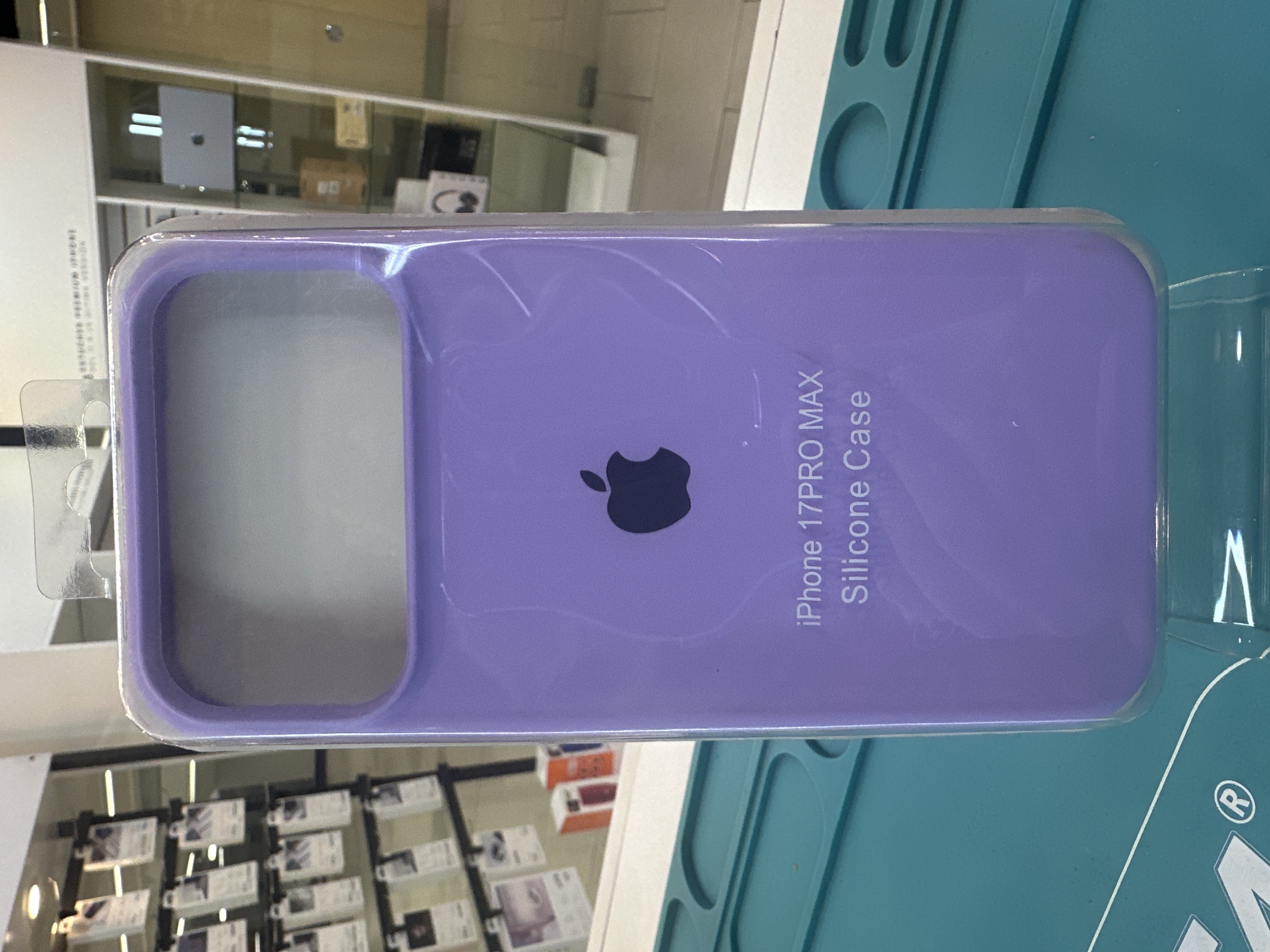 CASE IP 17 PRO MAX CERRADO Nº 42 LILA