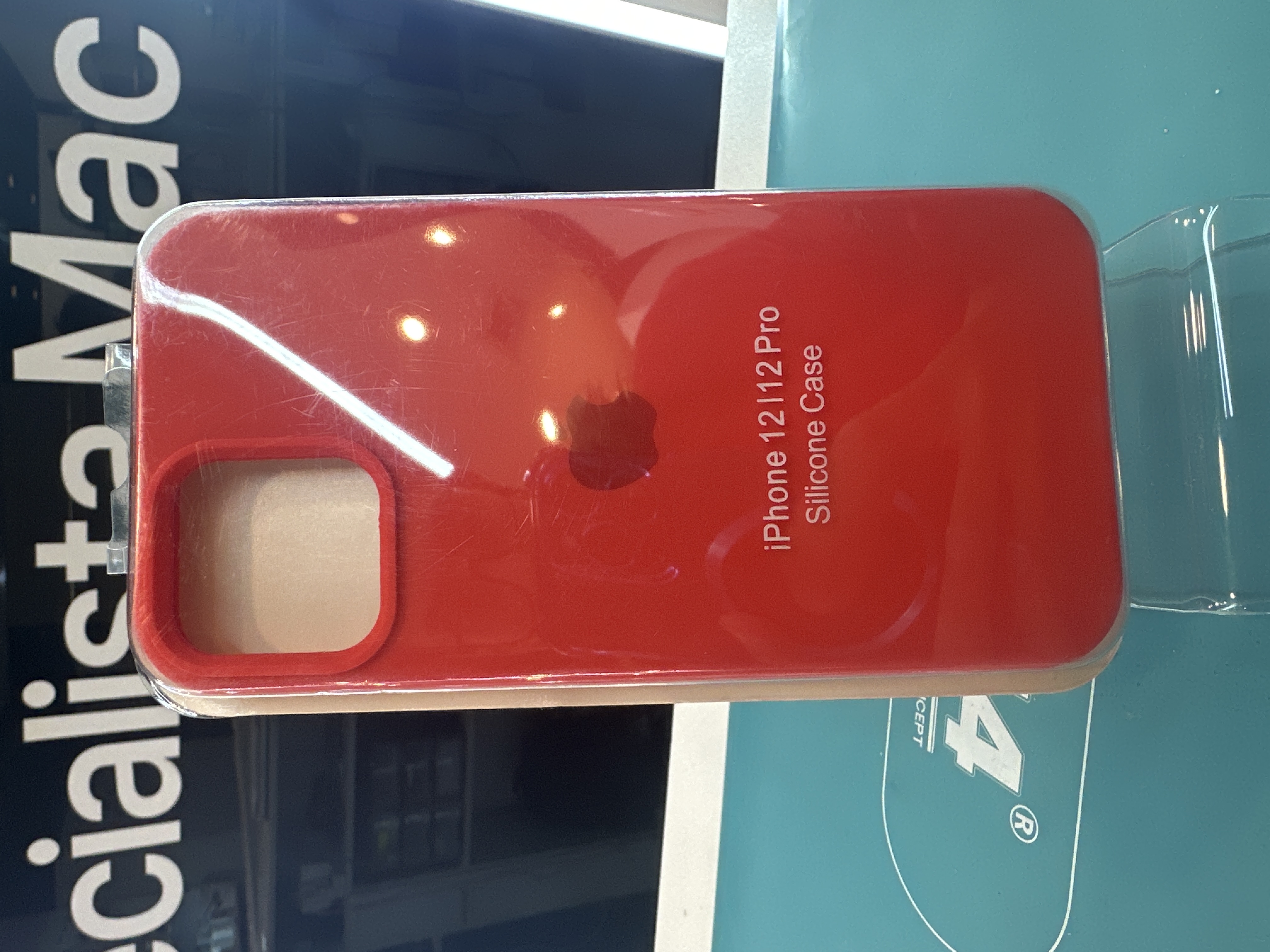CASE IP 12/12 PRO Nº 14 ROJO