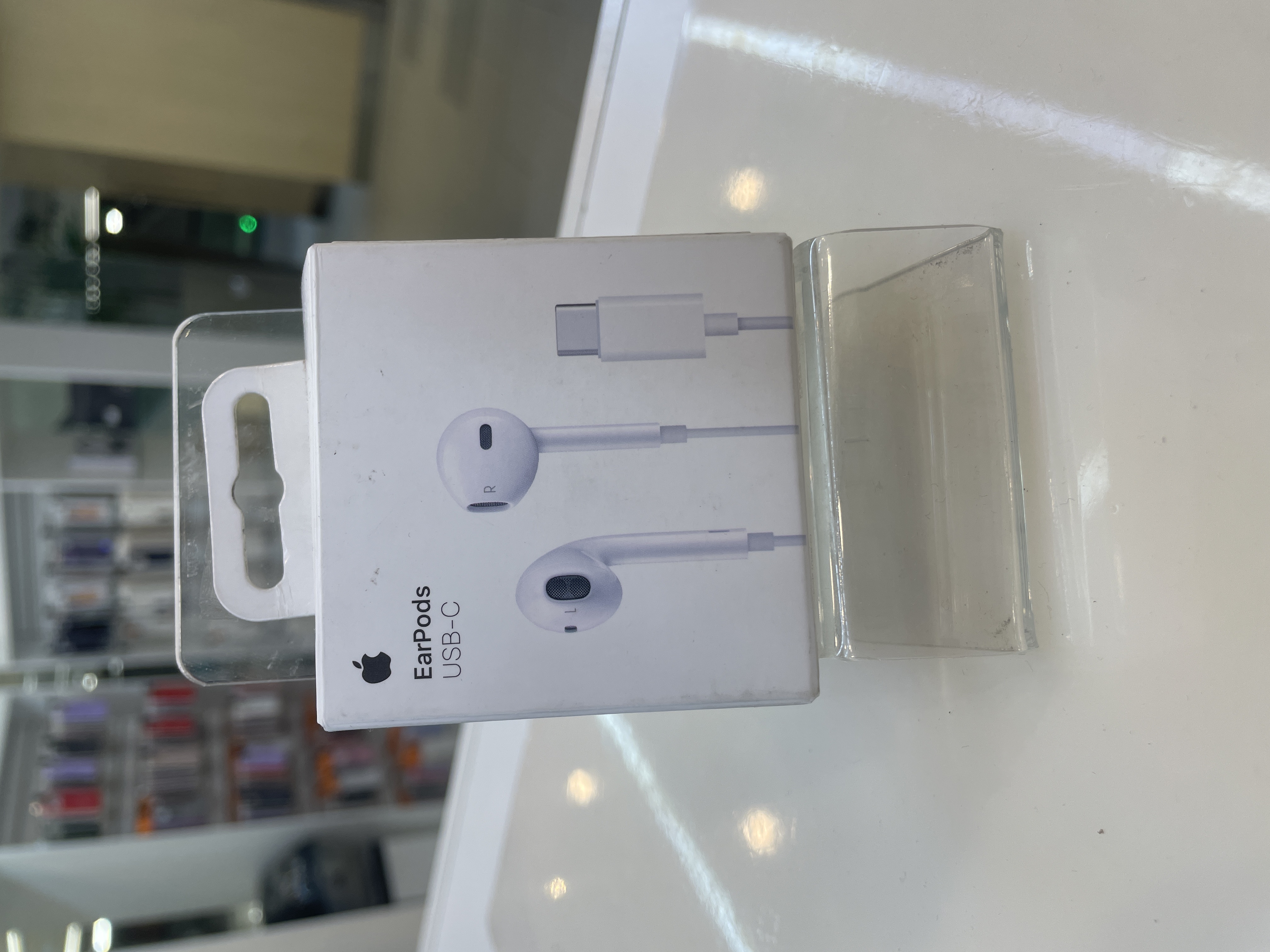 EARPODS USB-C IPHONE 15-PRO-PROMAX